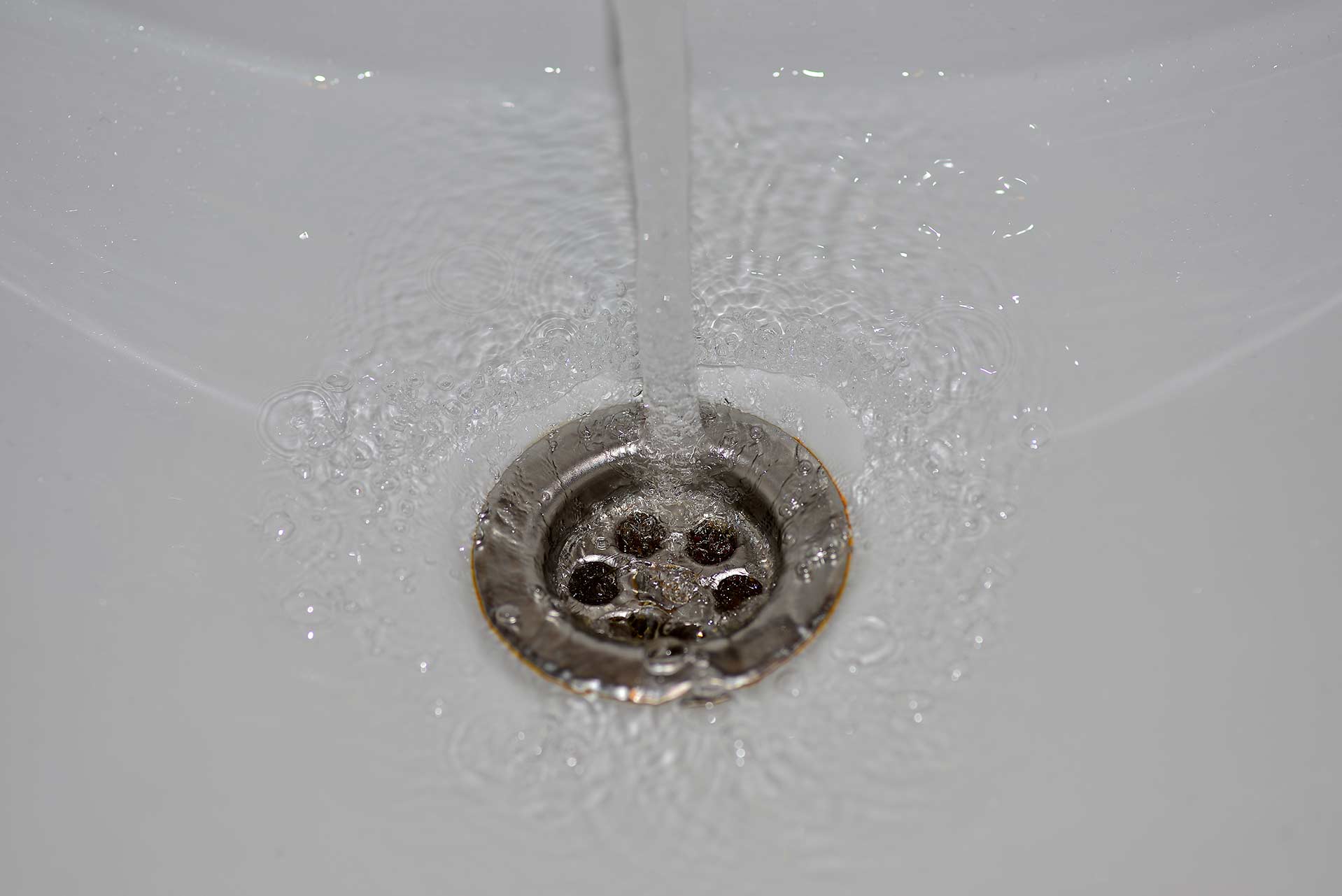 A2B Drains provides services to unblock blocked sinks and drains for properties in Daventry.